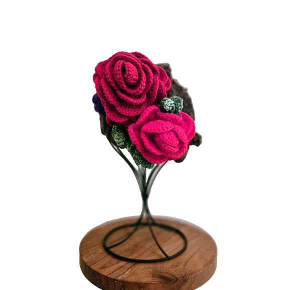 Handmade Crochet Frida Kahlo hat - Picture 4 of 10